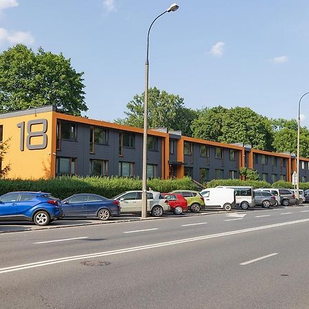 Batorego 18 - White - 450M Stacja Metra Pola Mokotowskie, 800M Biblioteka Narodowa, 20M Piekny Park Pola Mokotowskie, 800M Do Sgh - Wifi - Smart Tv - Good Apartments Varşova Dış mekan fotoğraf