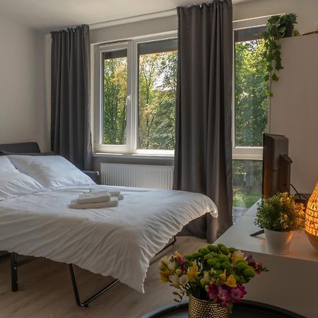 Batorego 18 - White - 450M Stacja Metra Pola Mokotowskie, 800M Biblioteka Narodowa, 20M Piekny Park Pola Mokotowskie, 800M Do Sgh - Wifi - Smart Tv - Good Apartments Varşova Dış mekan fotoğraf