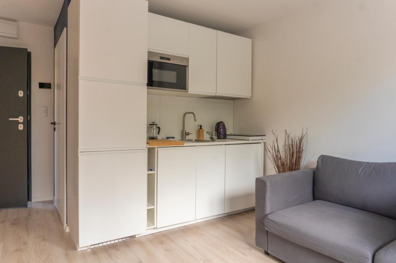 Batorego 18 - White - 450M Stacja Metra Pola Mokotowskie, 800M Biblioteka Narodowa, 20M Piekny Park Pola Mokotowskie, 800M Do Sgh - Wifi - Smart Tv - Good Apartments Varşova Dış mekan fotoğraf